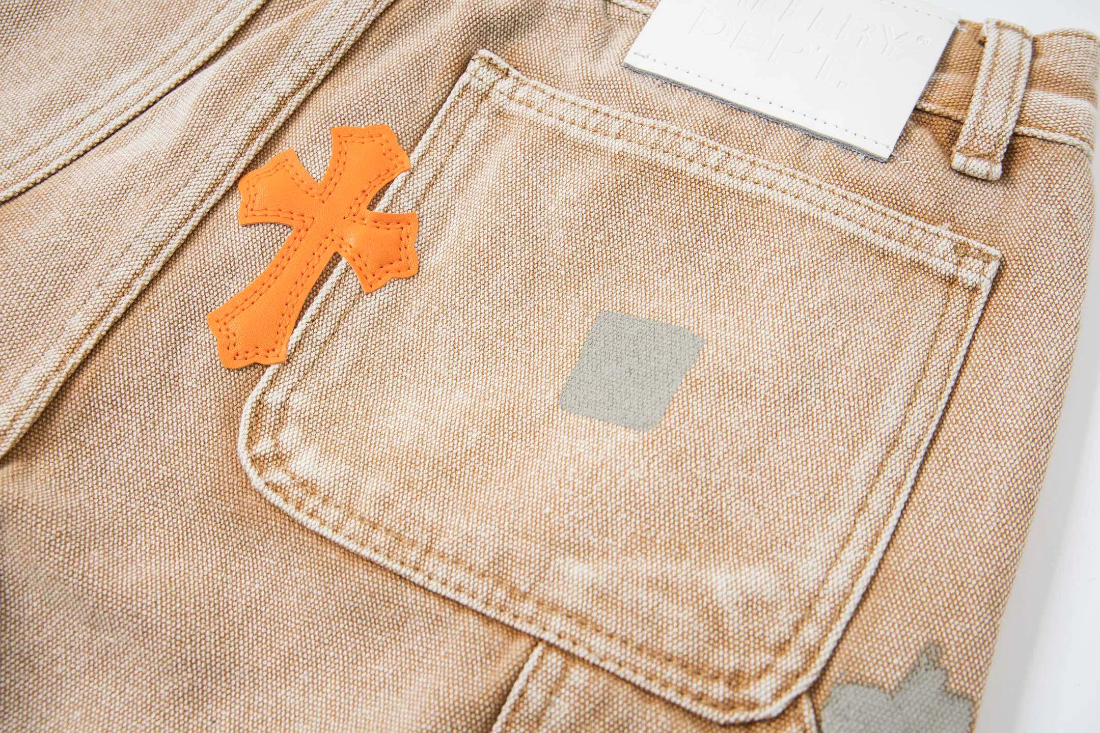#8200 P260💰 Independent GALLERY DEPT. Vintage splash-ink splicing khaki orange cross loose washed flared jeans - truly restore the ultimate vintage texture - original hardware accessories washed and other elevators, QR code analysis are all purchased from the original factory, high degree of restoration, you are welcome to compare with certain products ~ - three-dimensional version Loose and comfortable, not picky about the figure, tall and slim, factory Seiko, original quality control, same style for men and women, can be matched with couples, versatile recommendation Essential jeans for all seasons - sizes: 28 30 32 34 36